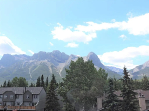 Fenwick Vacation Rental OPEN HOT TUB Glorious Mountain 2 Bedroom