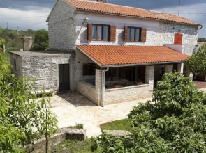 Holiday Home Ana 240