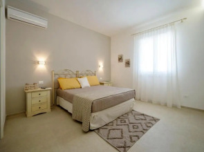 Villa Machri - Con Piscina Privata E Ampio Giardino Vicina Al Mare