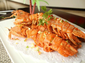 Royal Halong Hotel