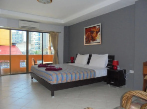 Robin’s Nest Guesthouse & Restaurant