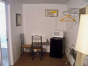 Bell's Motor Lodge Motel