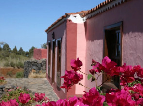 Casa Rural El Colmenero by Isla Bonita