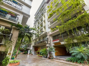 Oyo 906 Saka Residences