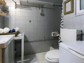 Quiet 2nd floor apartment