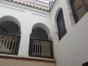 Riad Red Kamel