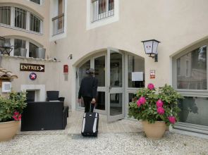 Logis Hôtel Médiéval, Montélimar Nord
