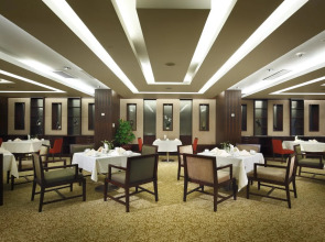 Dong Fang Hotel Guangzhou