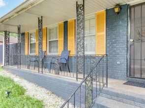 6 Mi to Airport: Riverdale Home w/ Private Pool!