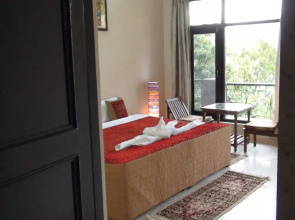 Echor Malusara Lakeview Retreat Bhimtal