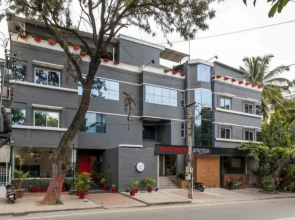 12 th Avenue-A Suite Hotel