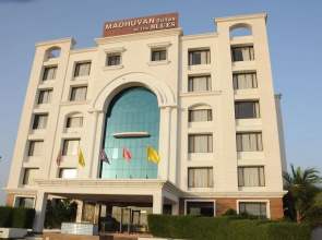 Daksh The Madhuvan Suites Dwarka