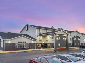 Quality Inn & Suites Delaware South