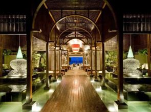 Sareeraya Villas & Suites