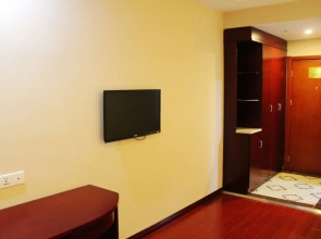 GreenTree Inn Shanghai Pudong Airport Yanchao Highway Hotel