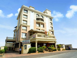 Hotel Supreme Heritage