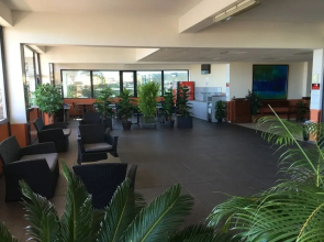 Tahiti Airport Motel