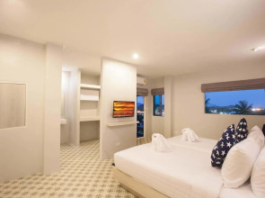 Nature Pine Residence