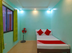 OYO 777 RN Guesthouse