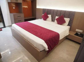 Hotel Mahalaxmi Grand