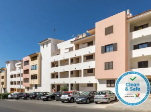 Belavista City Center Apartment 214