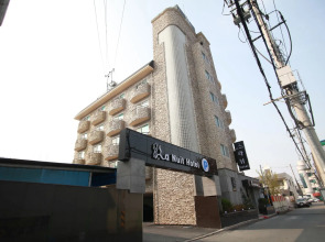 La Nuit Hotel