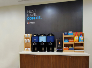 Holiday Inn Express And Suites Elgin Chicago Northwest by IHG