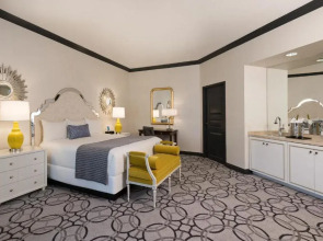 Курорт Paris Las Vegas Resort & Casino