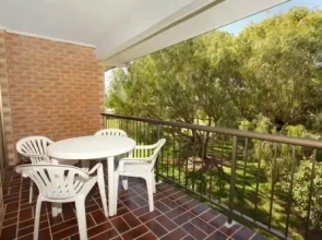 Unit 7 'Belandar Court', Coolum Beach