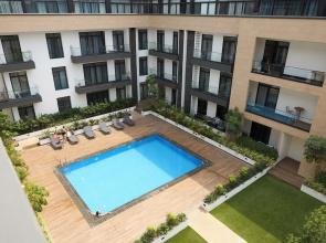 Peravi Suites at Embassy Gardens