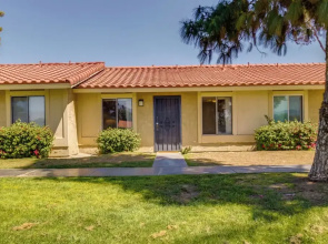2 Mi to Coachella & Stagecoach: Condo w/ Pool