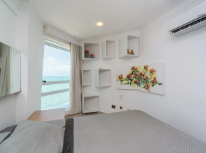 RAD2704 Fine oceanfront flat Boa Viagem