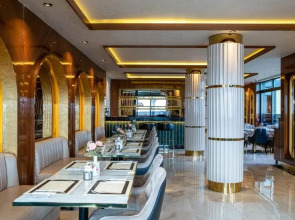 Beethoven Senfoni Hotel