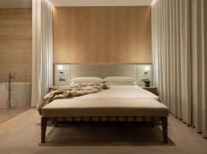 Отель The Dubai Edition