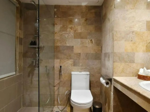 Pooh Beach Resort & Spa