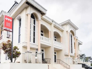 Grand Suites Palace by OYO Rooms