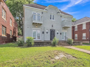 Midtown Marvel - 1br Oasis By Overton Park 1 Bedroom Apts by Redawning