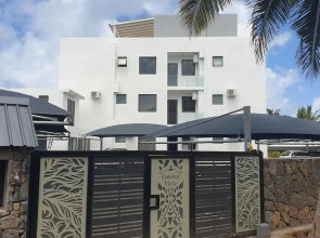 Brand new, stunning 3 bedroom apartment close to the beach!