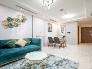 LANDMARK 81 Luxury Riverside Retreat