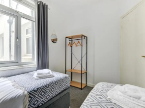 2 Bedroom Apartment - Queens Square Flat 1 Brighton