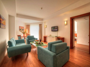 Zena Resort