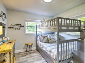 Merritt Island Oasis w/ Pool ~ 7 Mi to Beach!