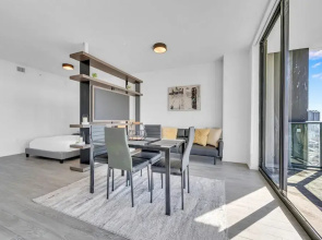 Spacious Apartment with City View