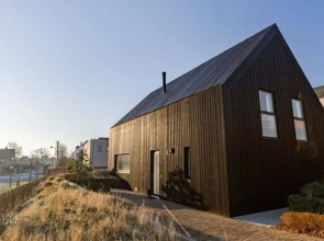 Stylish Holiday Home Close to the Beach