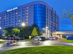 Embassy Suites by Hilton Minneapolis Airport