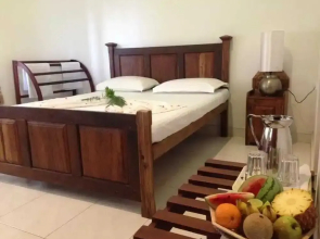 Riverston mountain view bungalow