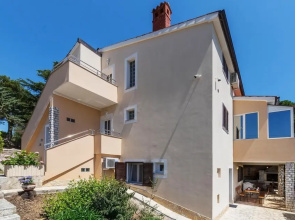Nice Home in Pula With Wifi and 2 Bedrooms