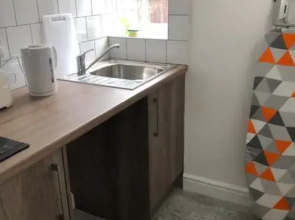 Luxury Lavish Studio Apartments LE1