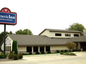 AmericInn by Wyndham Kewanee