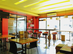 OYO 415 Florotel Gensan